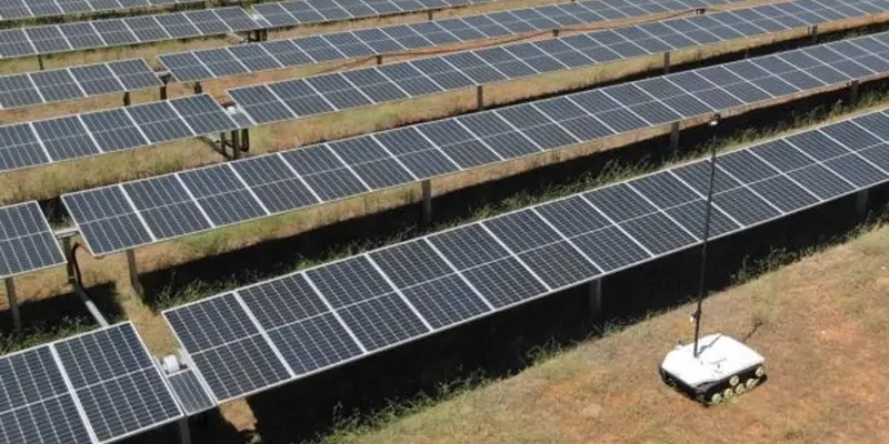 robot-de-inspeccion-de-plantas-fotovoltaicas-2